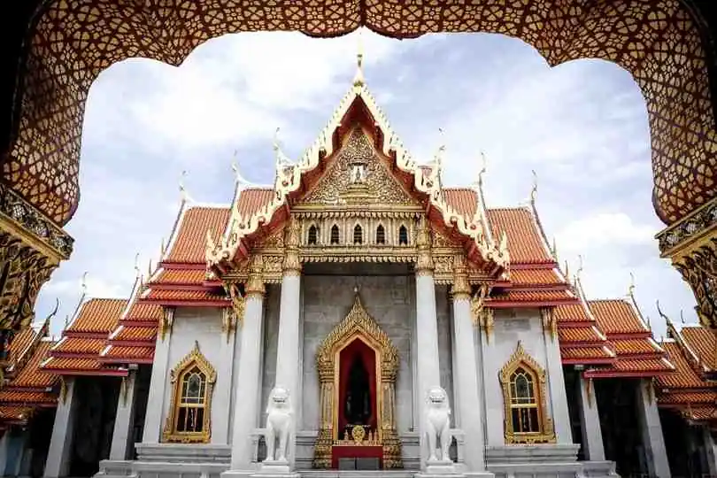 Wat Benchamabophit – Marble Temple In Bangkok, Thailand